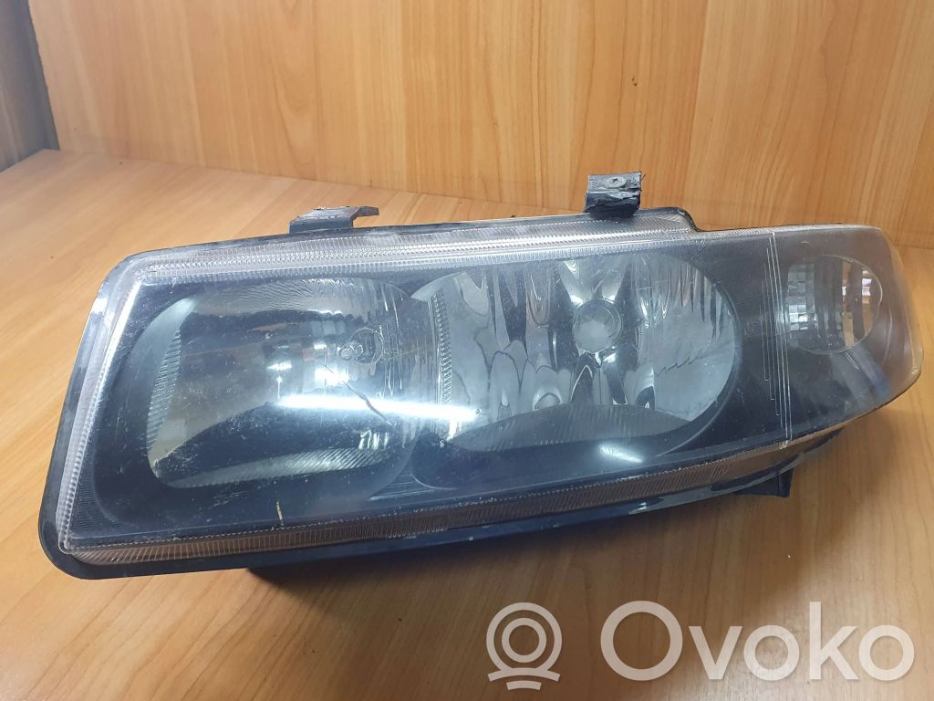 Seat Leon (1M) Scheinwerfer 