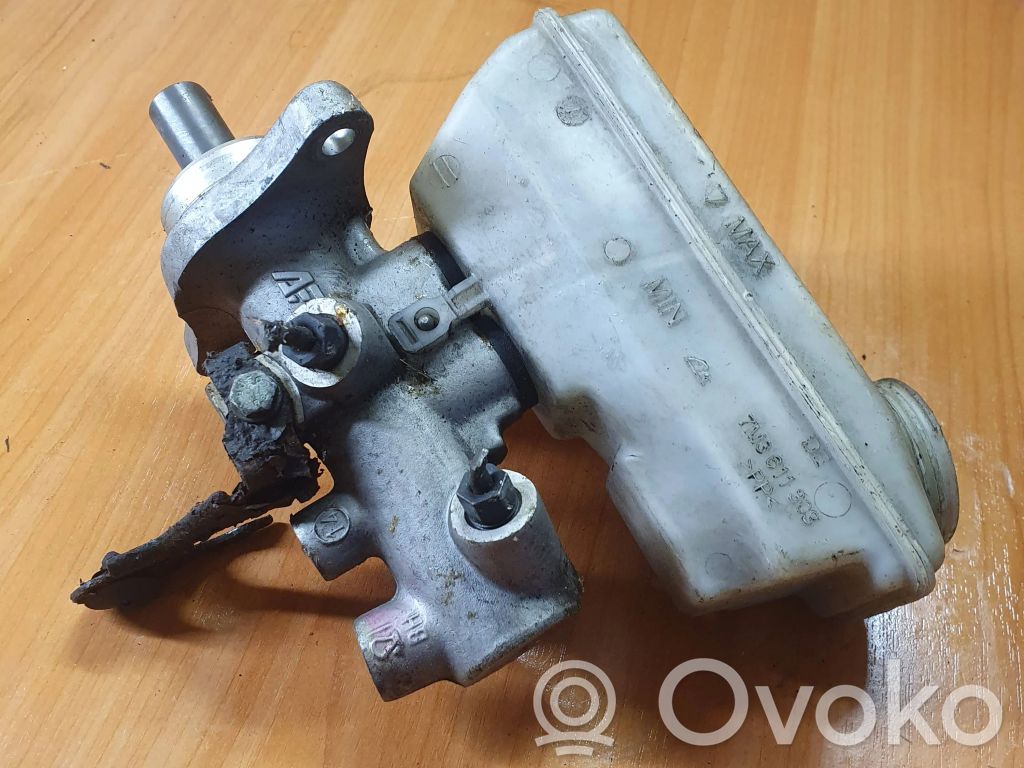 Seat Alhambra (Mk2) Master brake cylinder 
