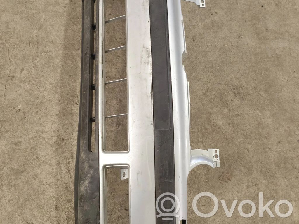 Volkswagen Golf IV Front bumper 