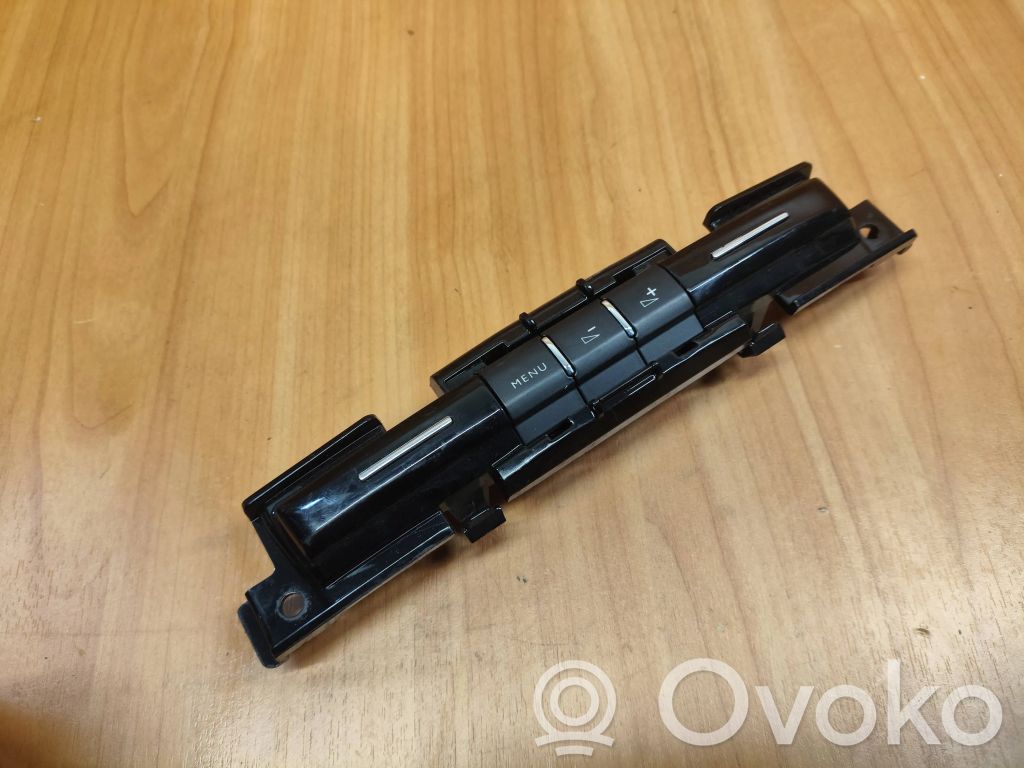 Citroen C3 Radio/GPS head unit trim 