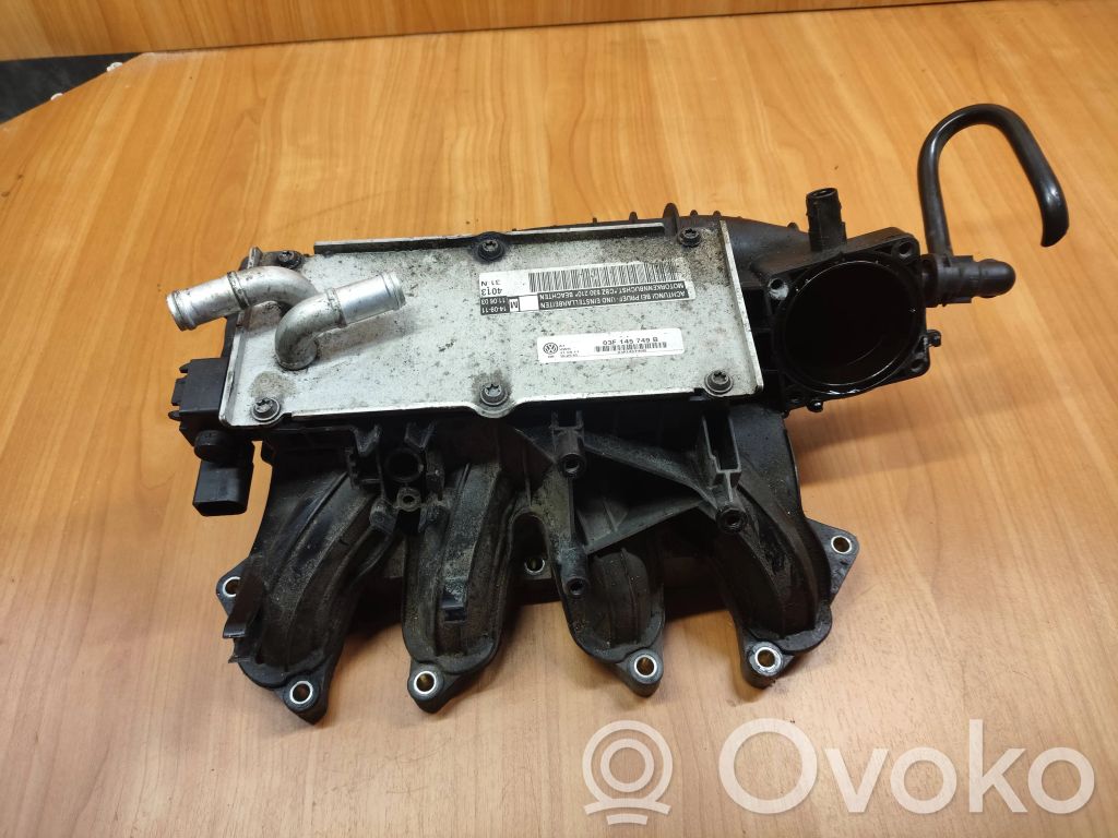 Audi A3 S3 8P Kolektorius įsiurbimo 