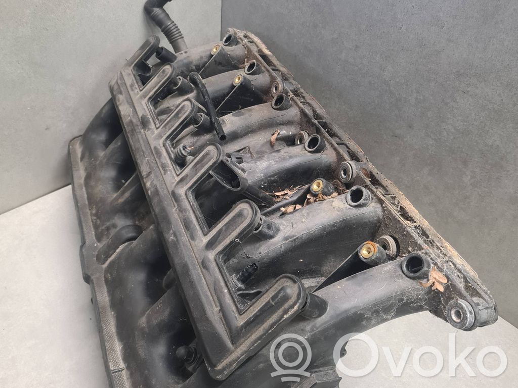 BMW 5 E39 Kolektorius įsiurbimo 