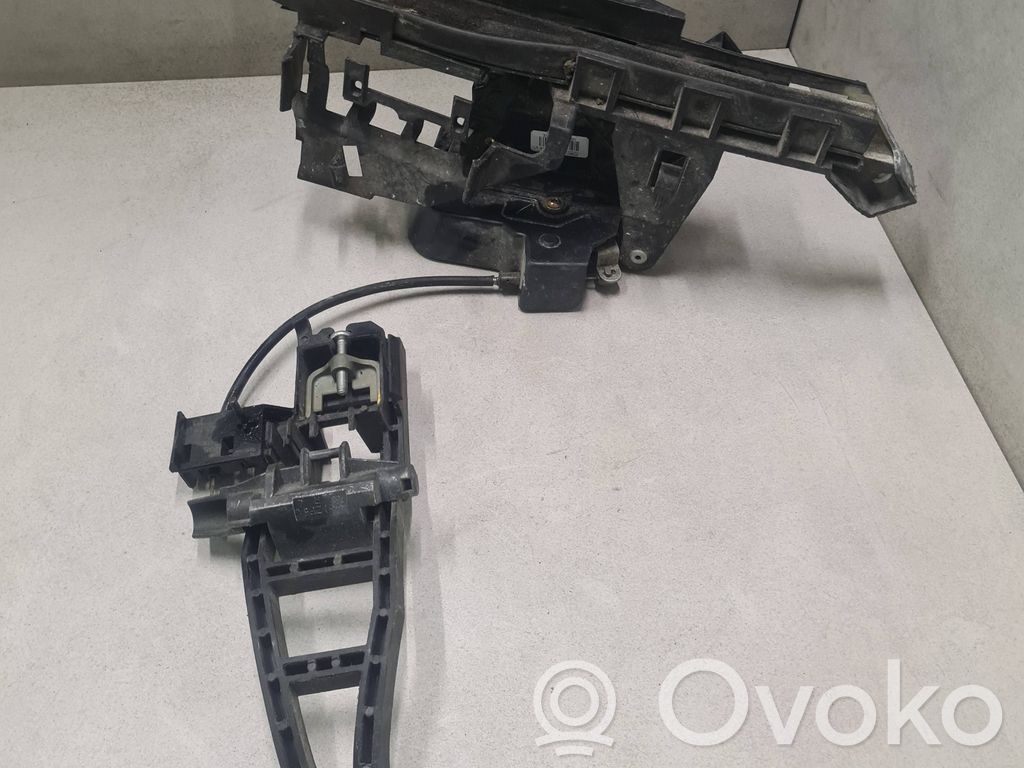Ford Focus C-MAX Rear door lock 