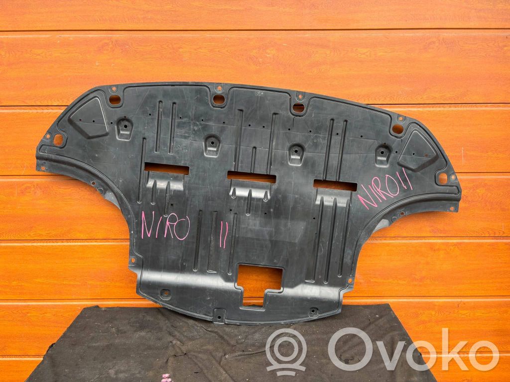 KIA Niro Engine splash shield/under tray 