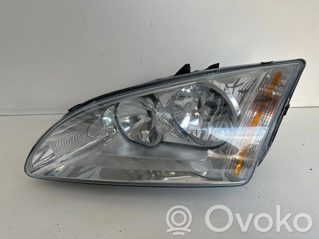 Ford Focus Headlight/headlamp 