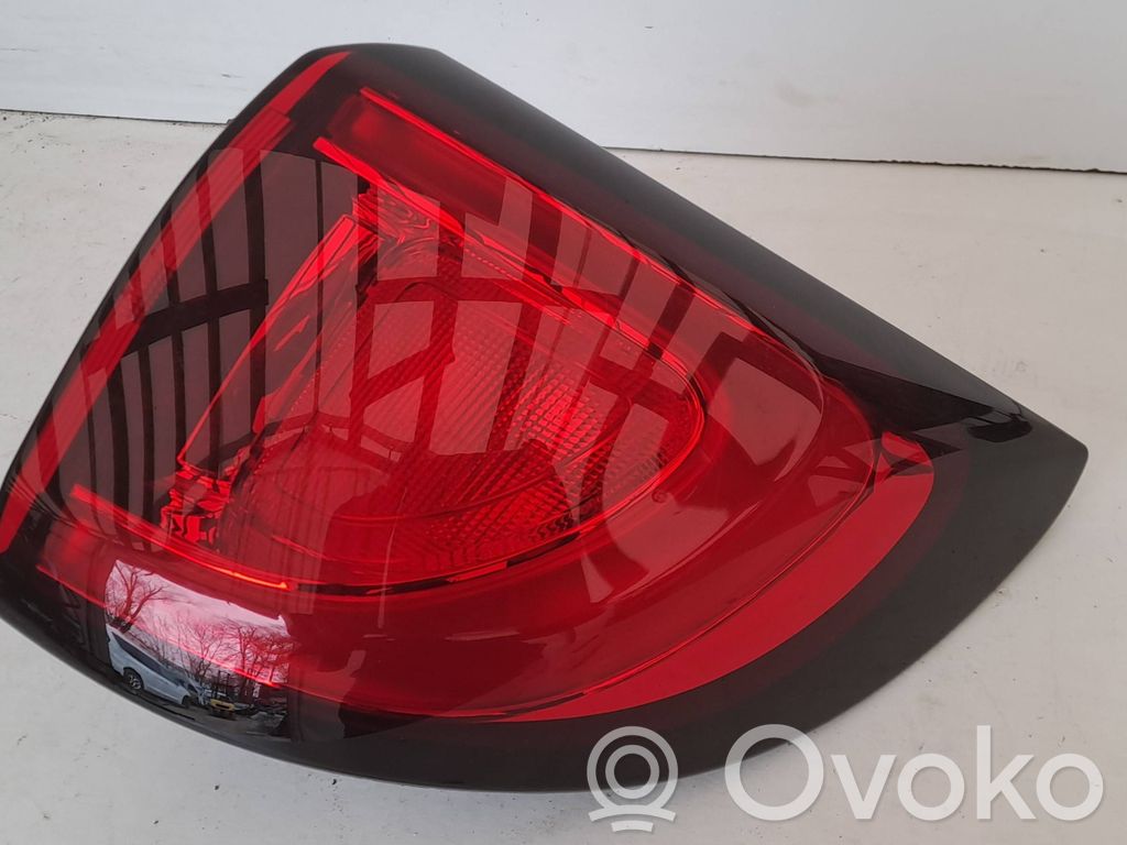 Chrysler Pacifica Lampă spate în caroserie 