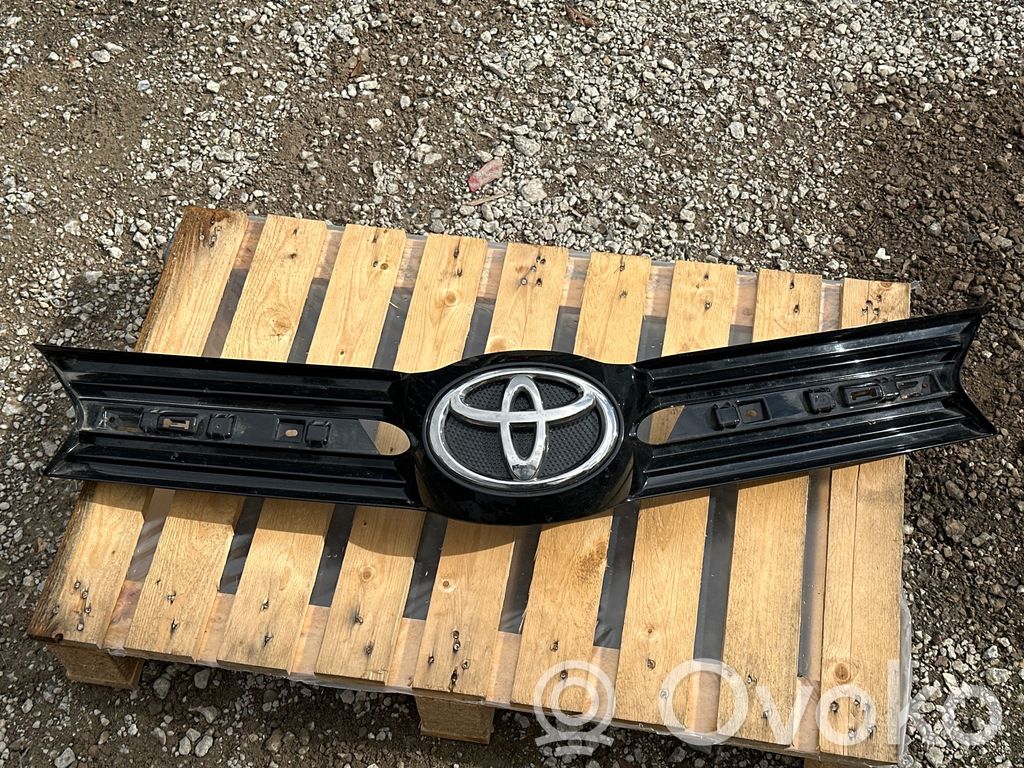 Toyota Proace Griglia superiore del radiatore paraurti anteriore 