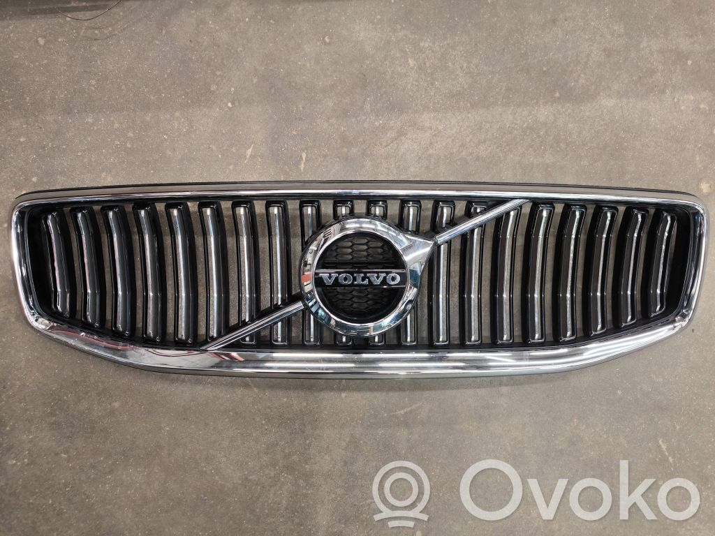 Volvo S60 Maskownica / Grill / Atrapa górna chłodnicy 