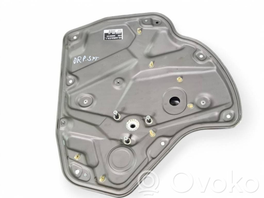 Skoda Octavia Mk2 (1Z) Mechanizm podnoszenia szyby tylnej bez silnika 