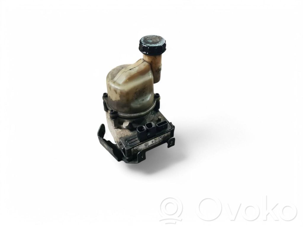 Dacia Dokker Power steering pump 