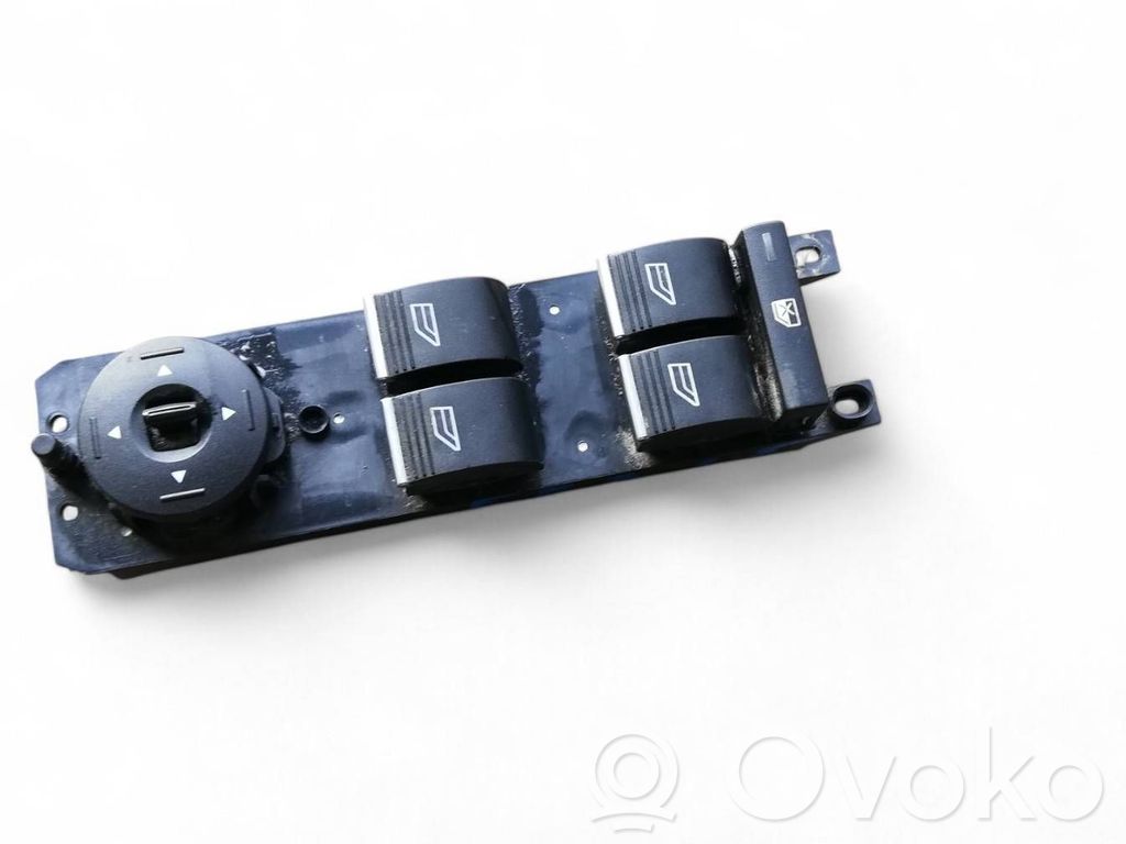 Ford Focus Electric window control switch 