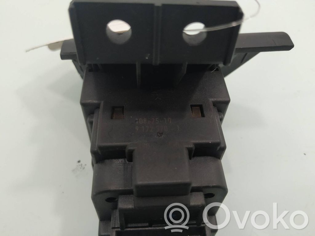 BMW 7 G11 G12 Ignition lock 