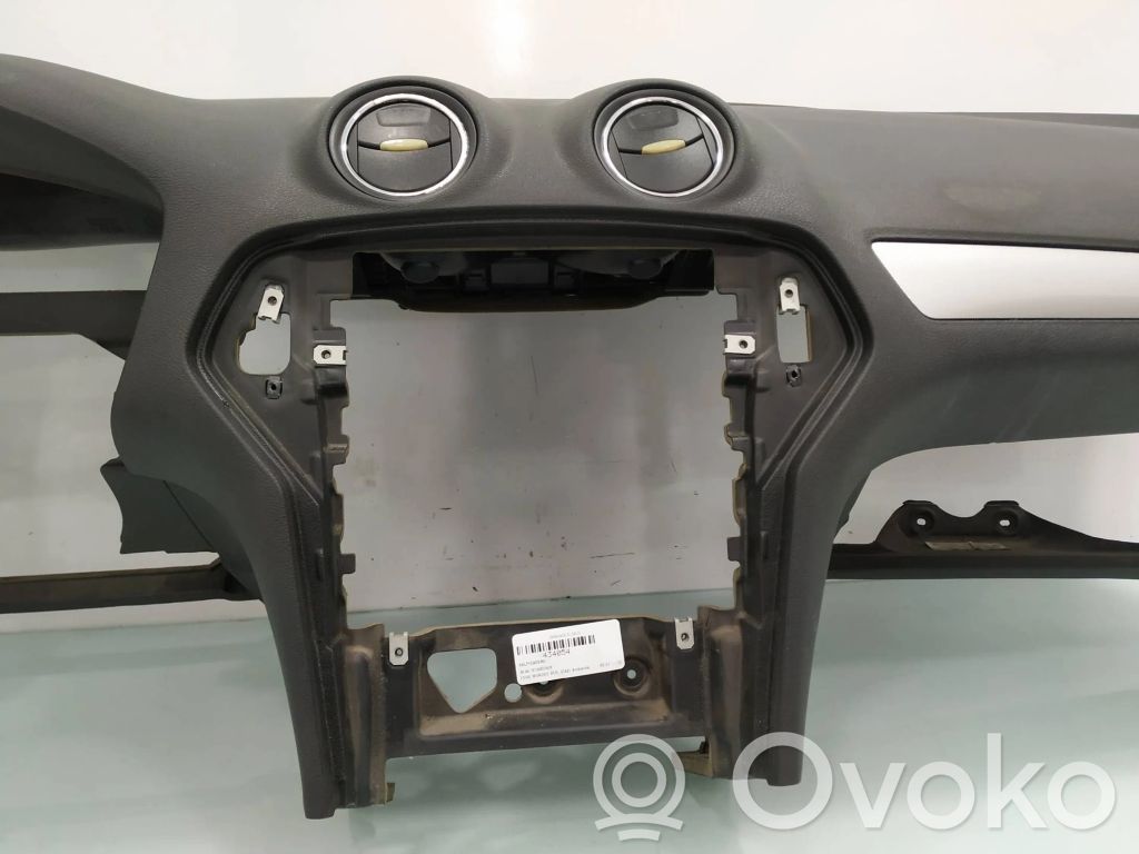Ford Mondeo MK IV Panel de instrumentos 