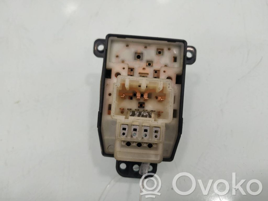 KIA Rio Wing mirror switch 