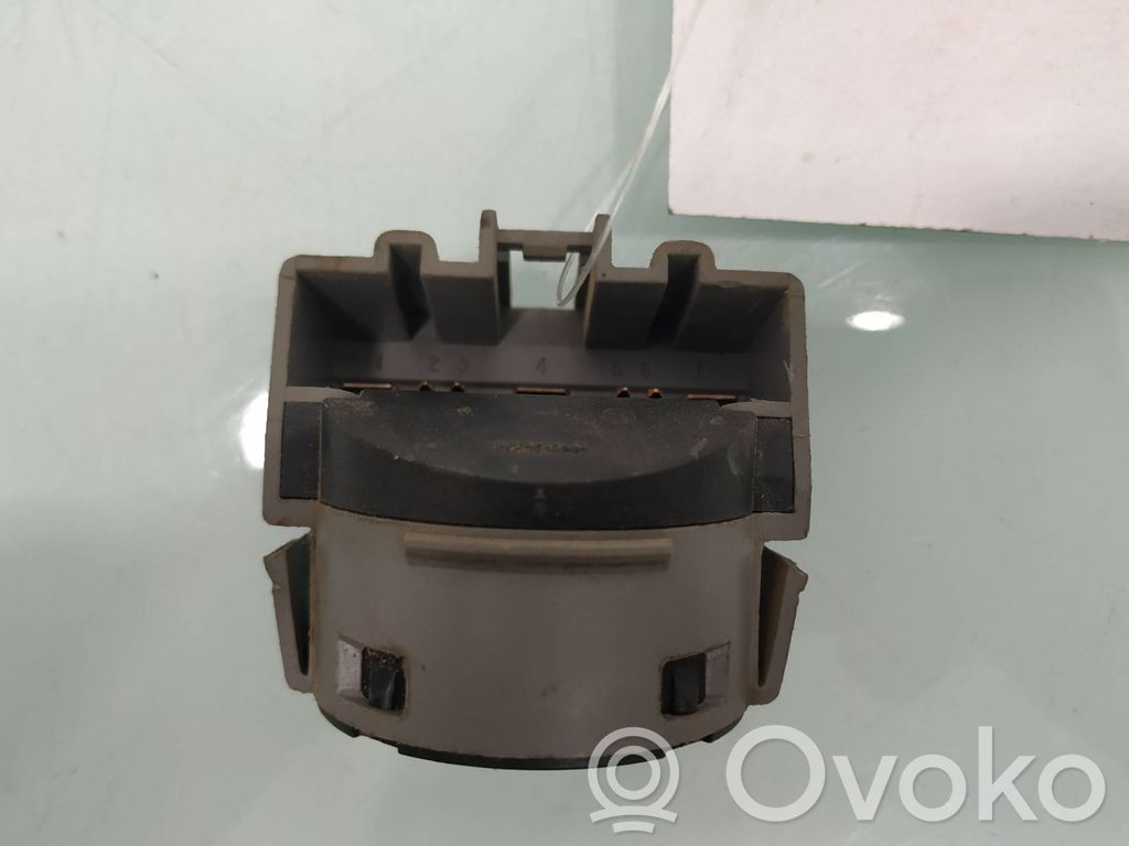 Ignition lock   38AB11572BE
