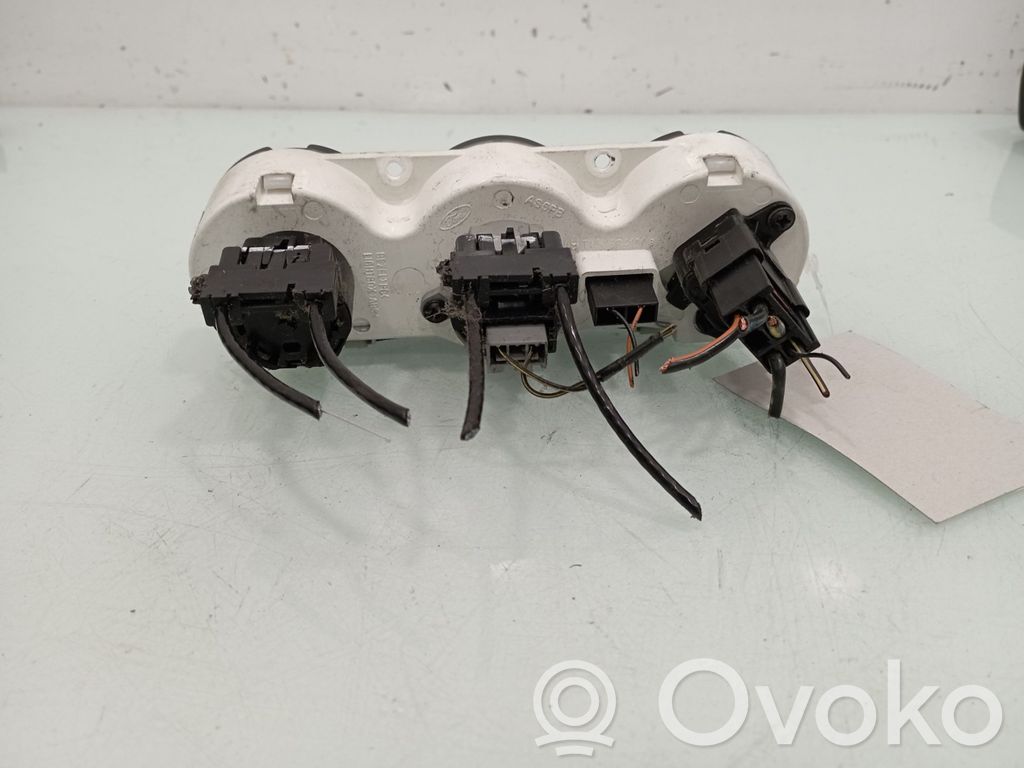 Climate control unit   9T1618C419AB