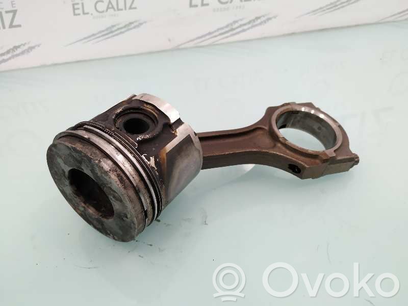 Pistón   5C5U
