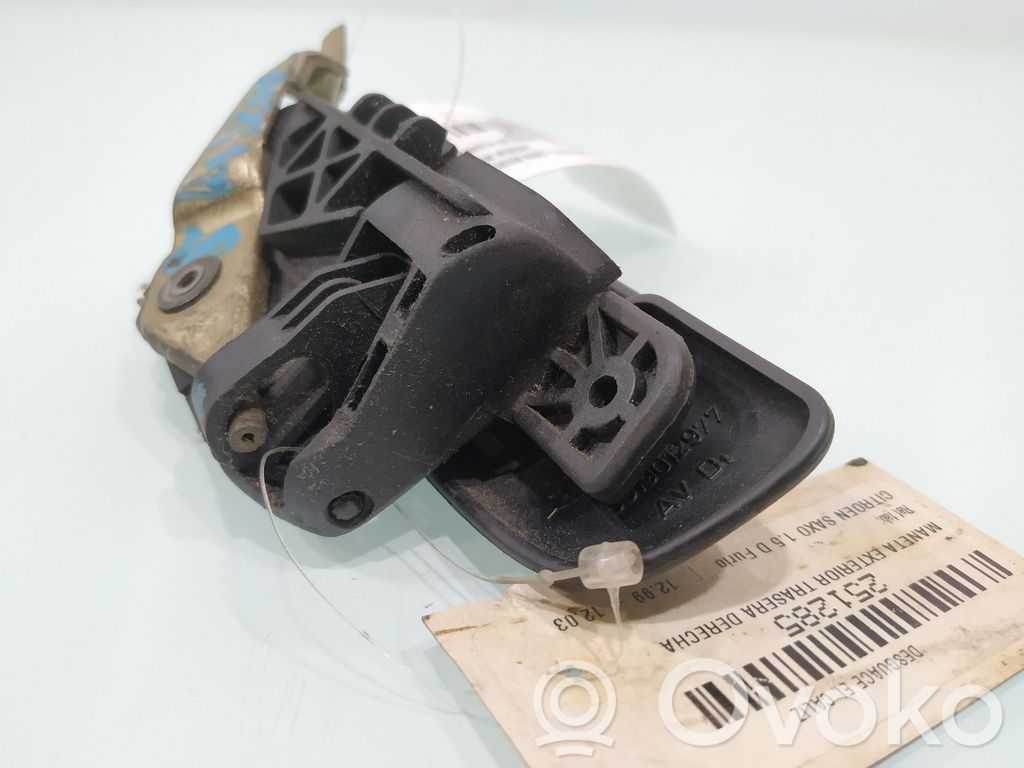 Citroen Saxo Manecilla externa puerta trasera 