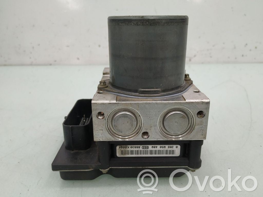 BMW X3 E83 ABS Pump 