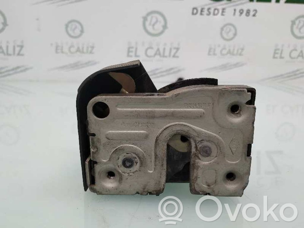Renault Clio II Priekšpusē slēdzene 