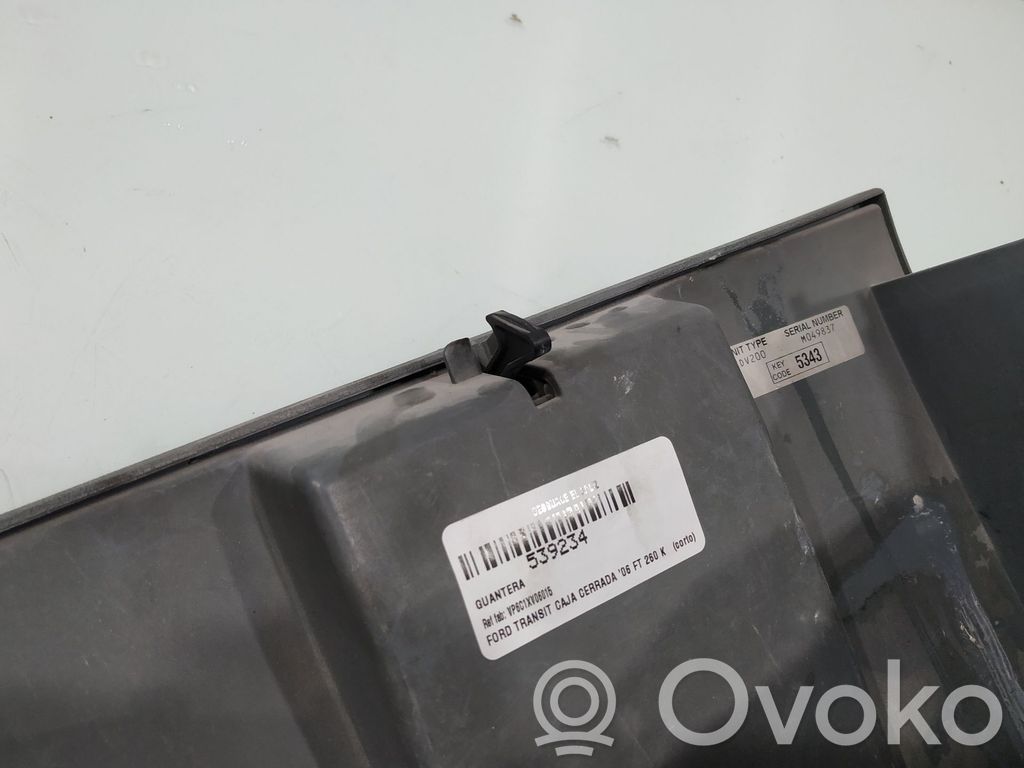 Guantera   VP6C1XV06015