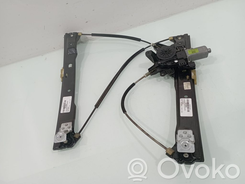 Ford C-MAX II Front door window regulator with motor 