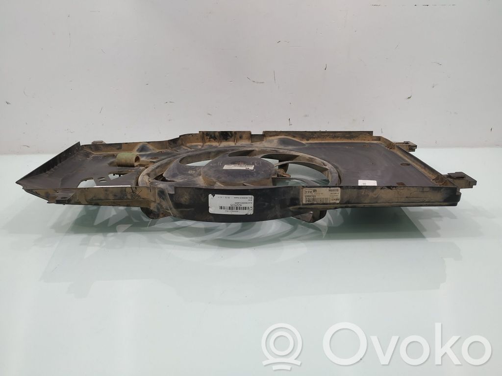 Opel Meriva B Jäähdyttimen jäähdytinpuhallin 