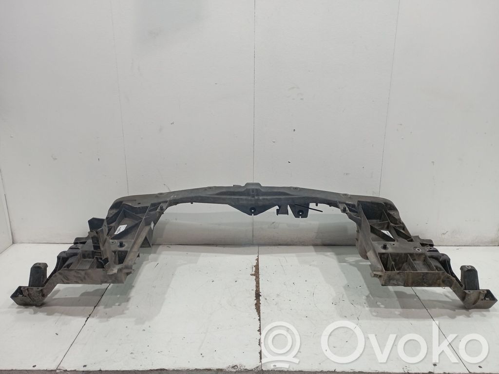 Volkswagen Crafter Radiatorių panelė 