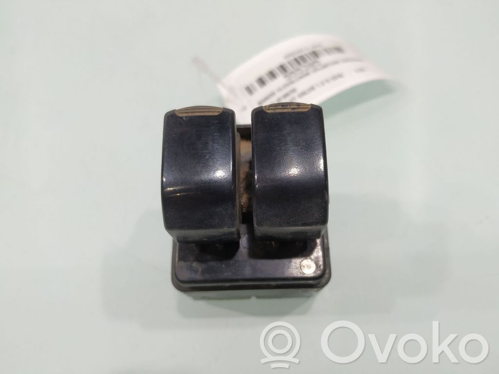 Chevrolet Kalos Electric window control switch 
