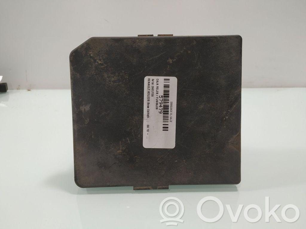 Renault Koleos I Fuse module 