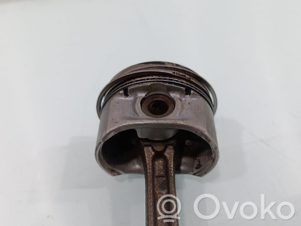 Pistón   69L23