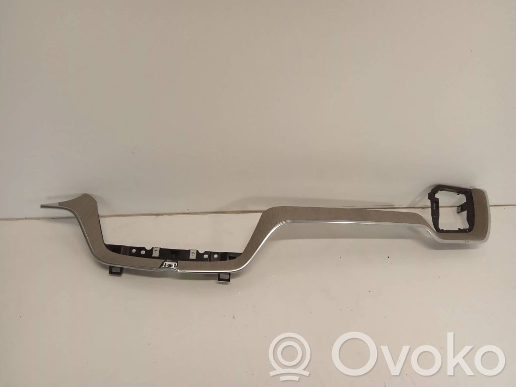 Volvo XC60 Dekoratyvinė apdailos juostelė 