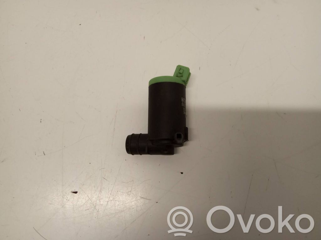 Citroen C4 I Windscreen/windshield washer pump 