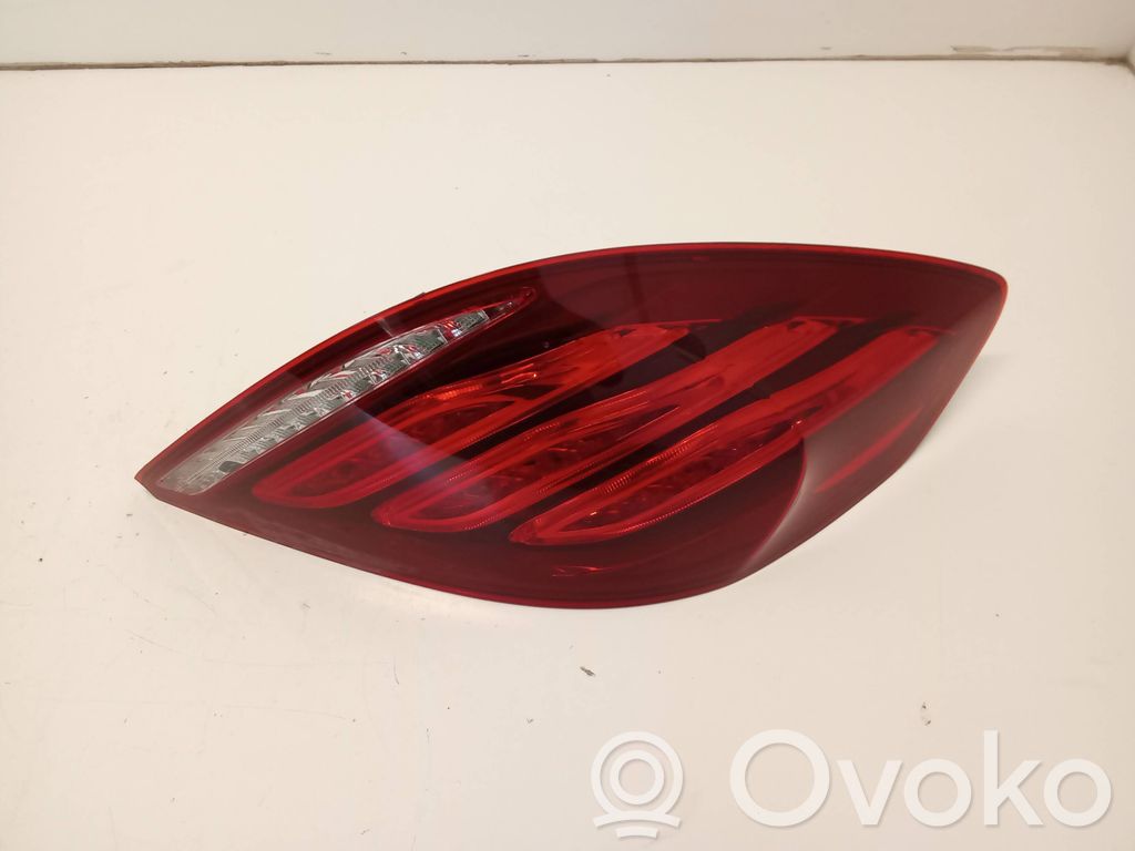 Mercedes-Benz S W222 Lampa tylna 