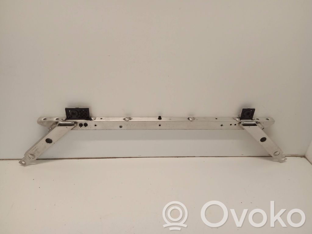 Volvo XC60 Panel mocowania chłodnicy / góra 