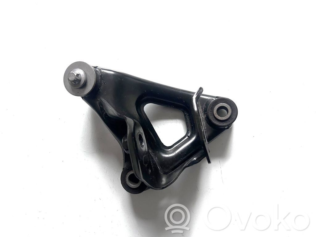 Tesla Model 3 Engine mounting bracket 
