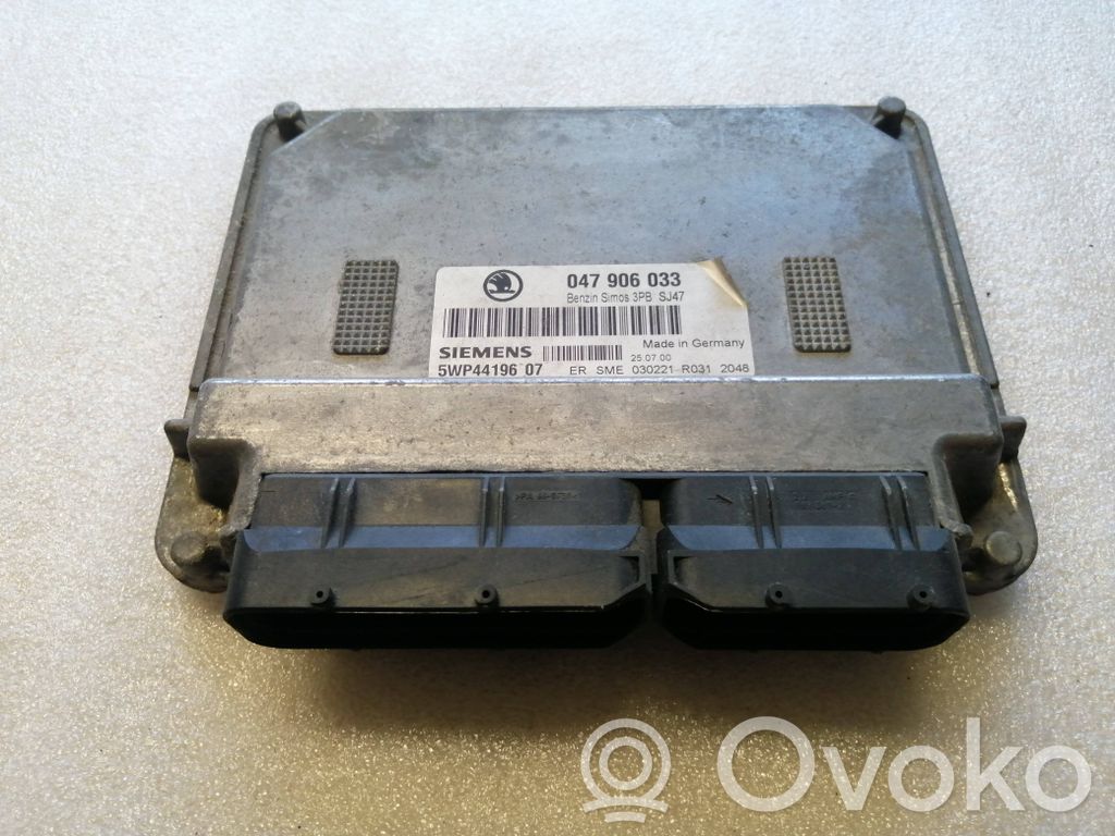 Skoda Fabia Mk1 (6Y) Engine control unit/module 