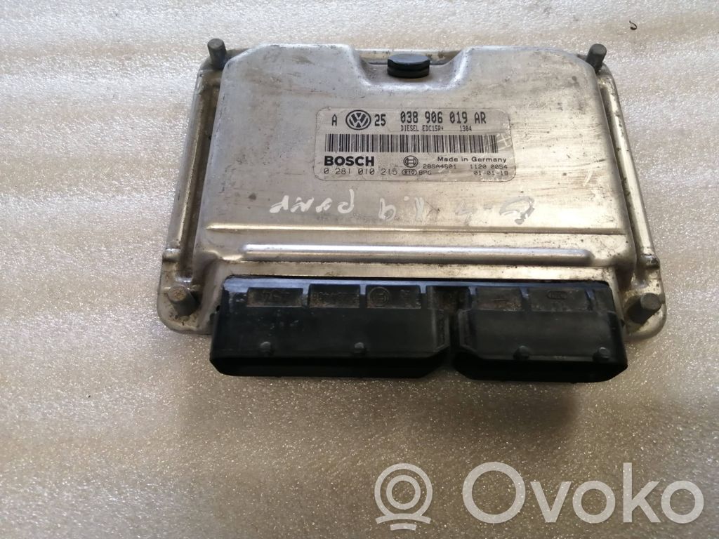Volkswagen Golf IV Engine control unit/module 