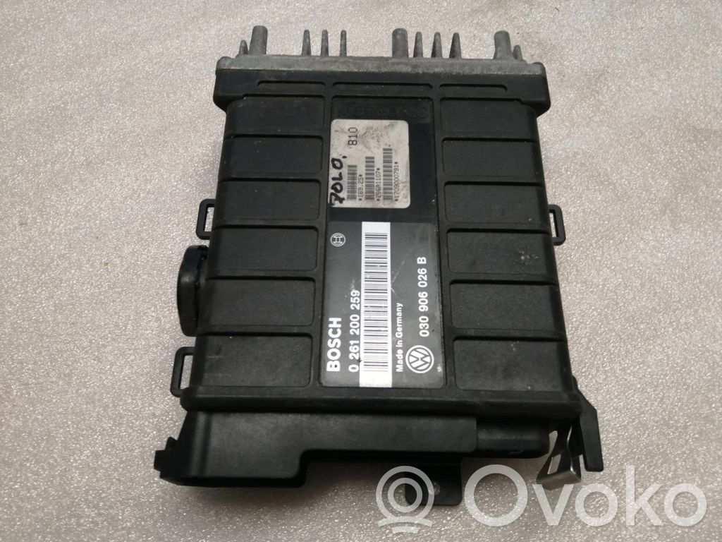 Volkswagen PASSAT B3 Engine control unit/module 