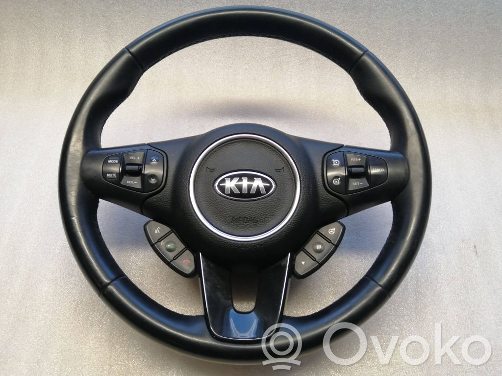KIA Carens III Ohjauspyörä 