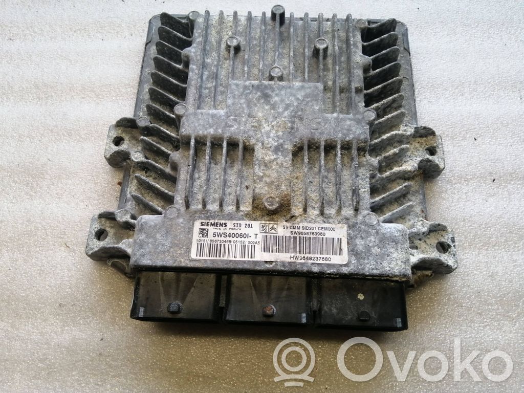 Peugeot 607 Engine control unit/module 