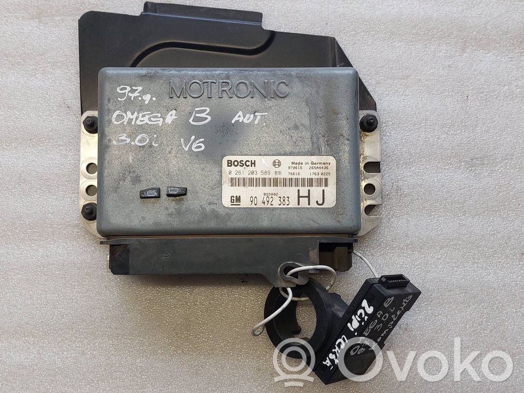 Opel Omega B1 Engine control unit/module 