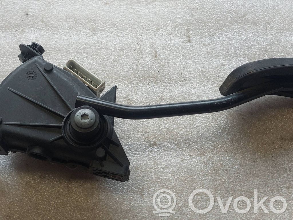 Volvo S70  V70  V70 XC Akceleratoriaus pedalas 