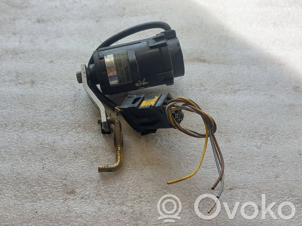 BMW 3 E30 Accelerator pedal position sensor 