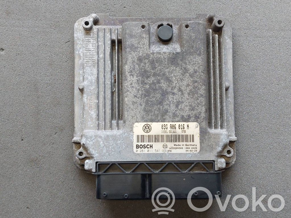 Volkswagen Caddy Engine control unit/module 