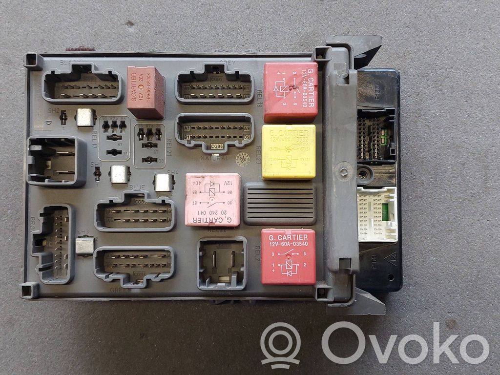 Renault Laguna II Module de fusibles 