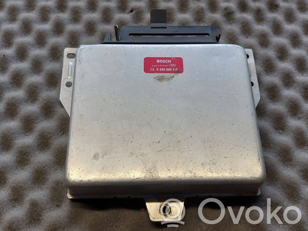 BMW 3 E30 Engine control unit/module 