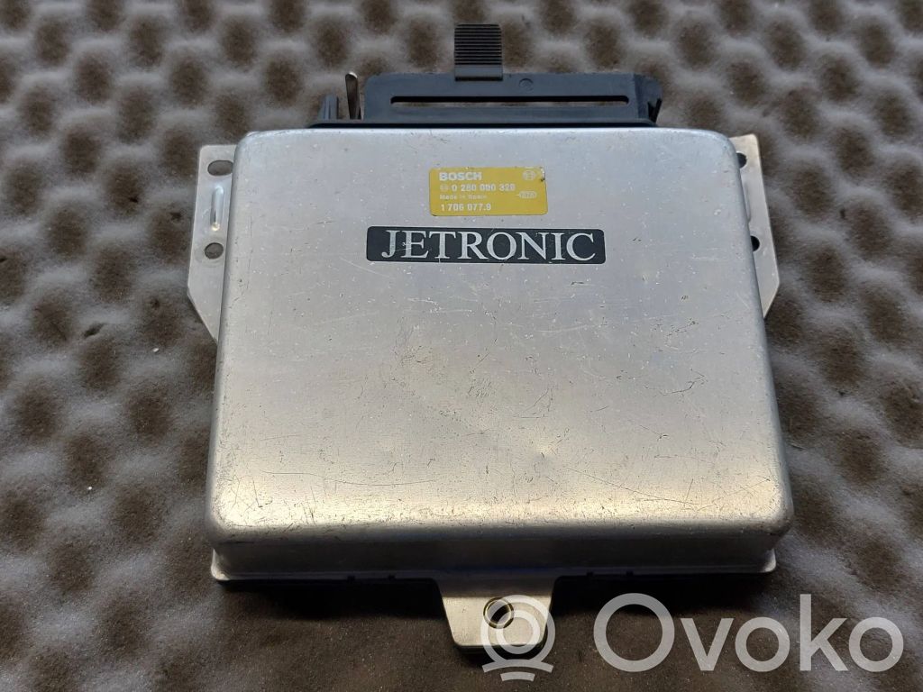 BMW 5 E34 Engine control unit/module 
