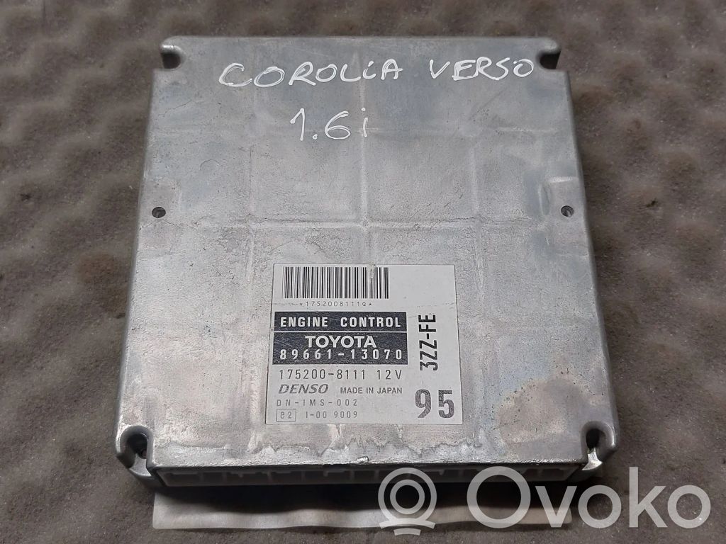 Toyota Corolla Verso AR10 Engine control unit/module 