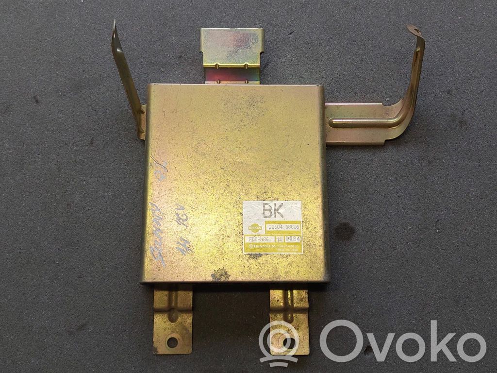 Nissan Sunny Engine control unit/module 